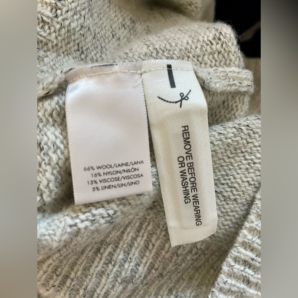 Ann Taylor Bow Sleeve Sweater - Picture 5 of 5